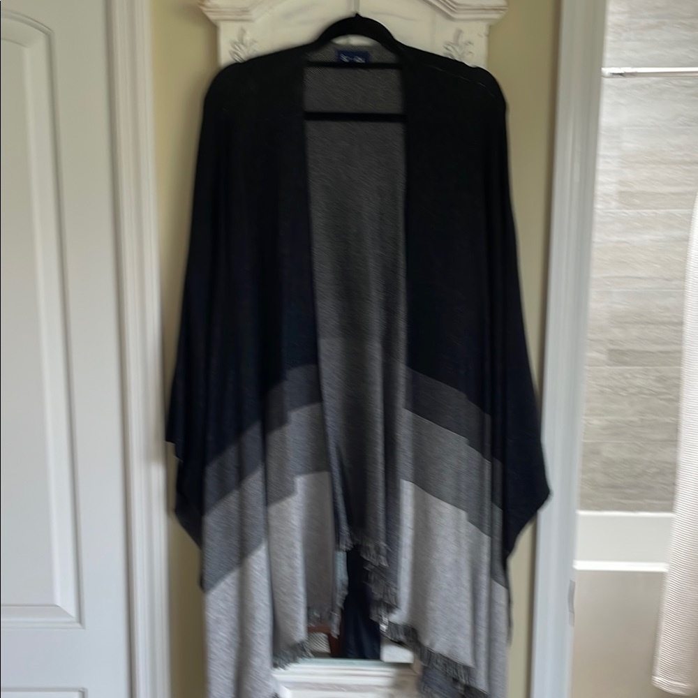 Elegant Black and Gray Women's Sweater
